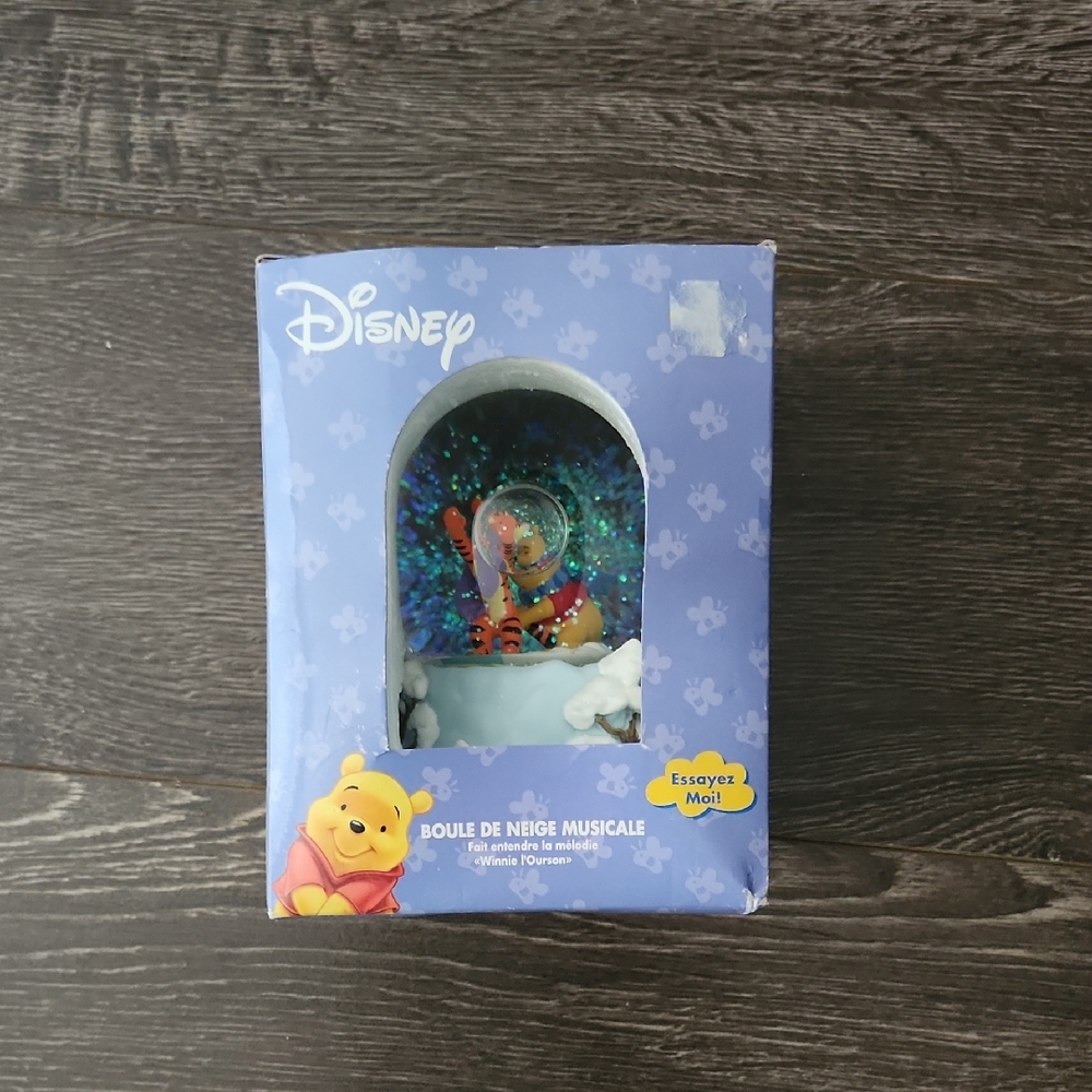 Disney Musical Waterball Snow Globe Winnie the Pooh “Parade Wooden Soldiers